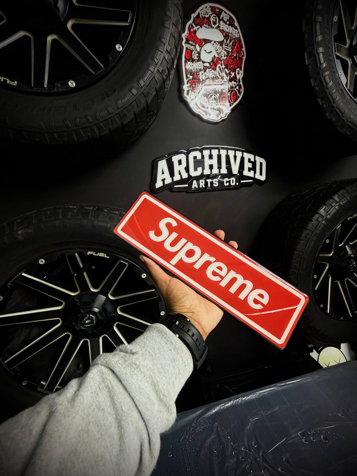 SUP' STREET SIGN